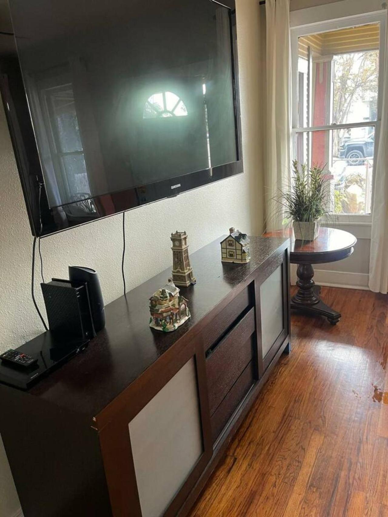 Southern Private In Shared Near Downtown San Antonio