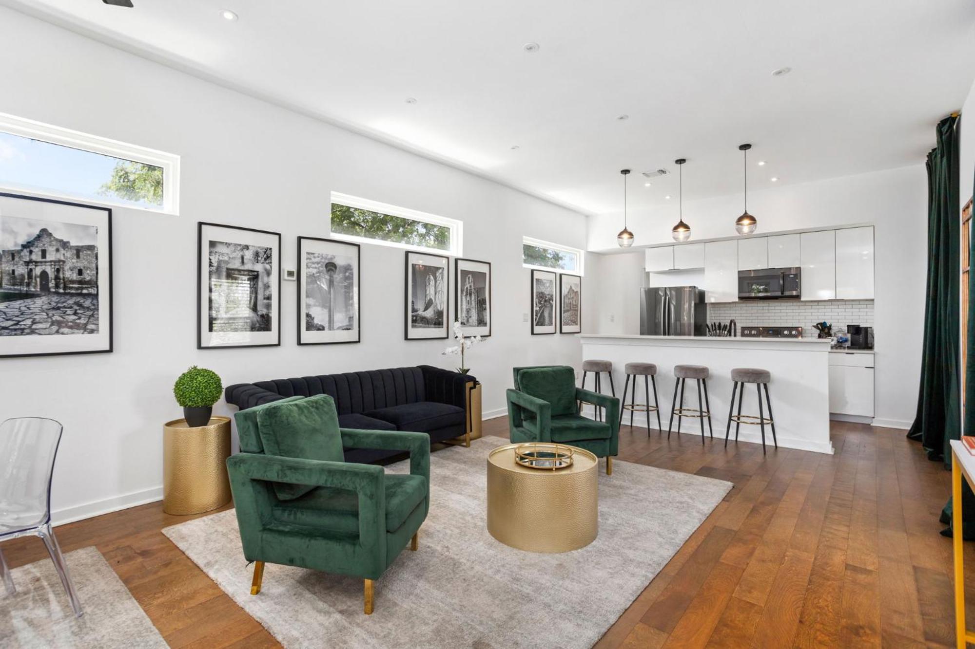 The Heritage Haus - Modern In Downtown