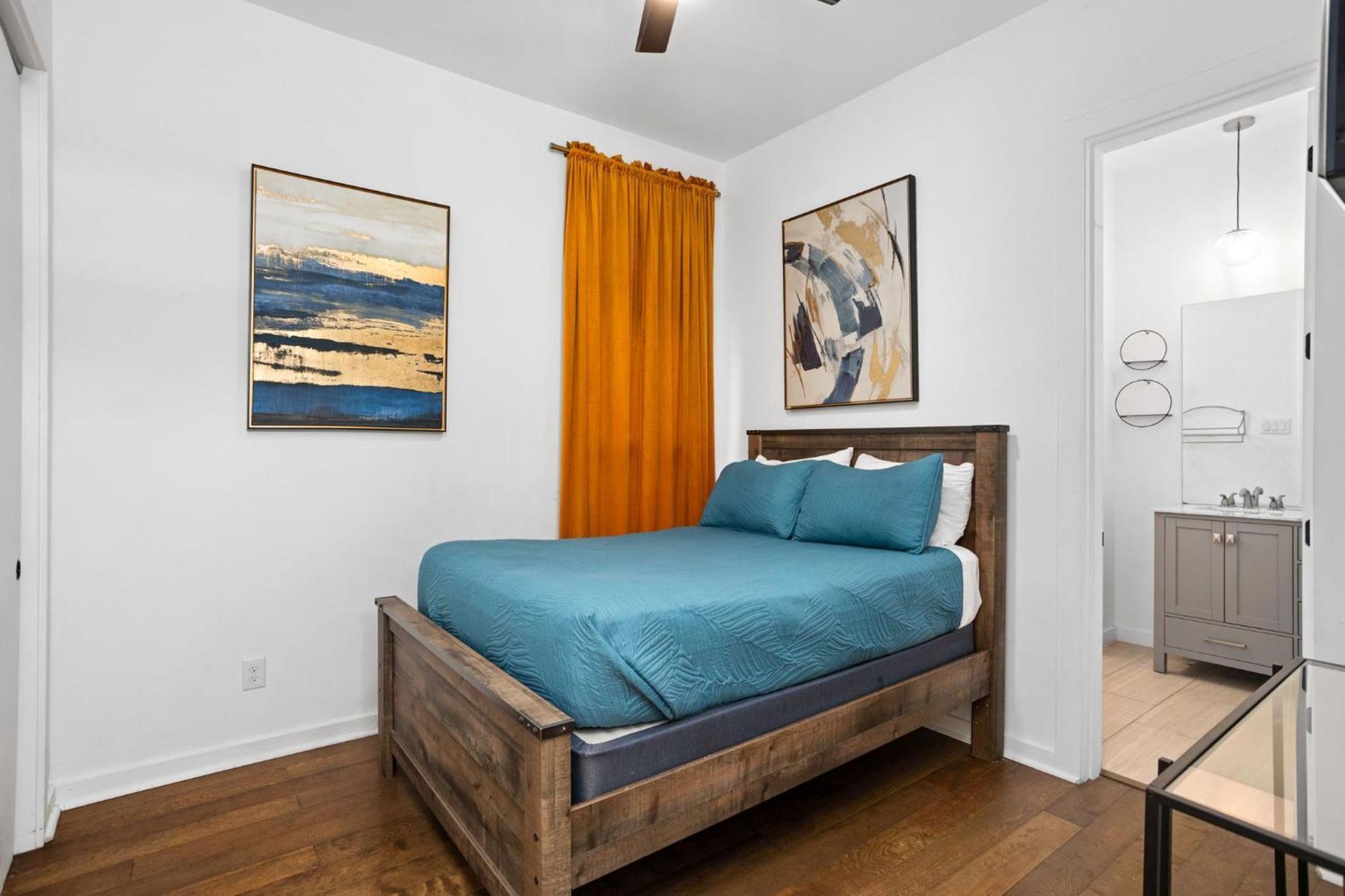 The Heritage Haus - Modern In Downtown Holiday home San Antonio
