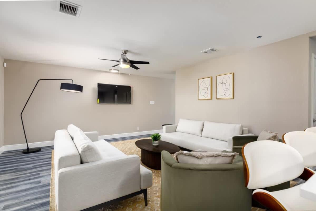 12510 Stunning 4br With Stylish Design Holiday home *