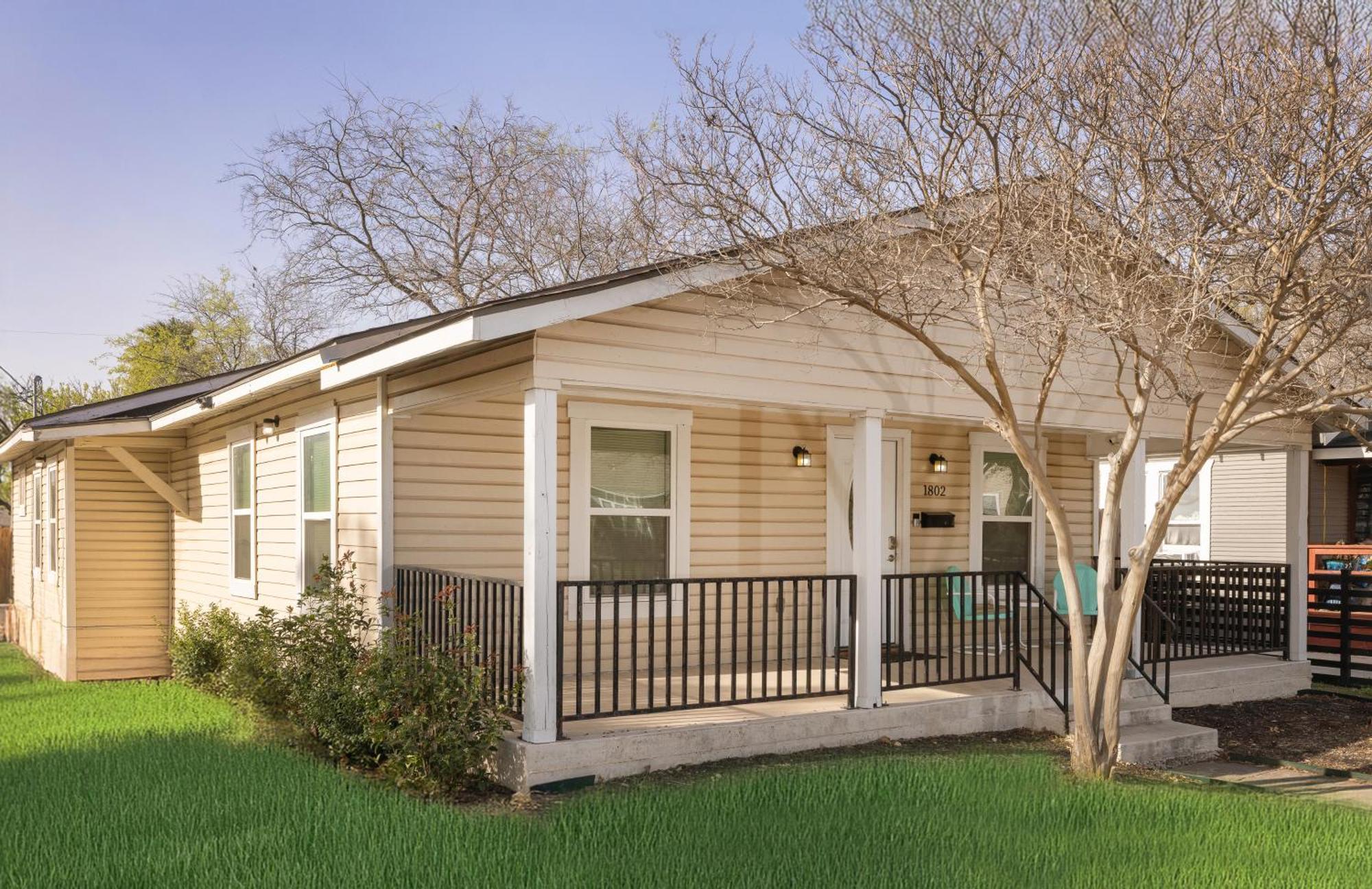 Charming Dreamy Close To Downtown Sa San Antonio
