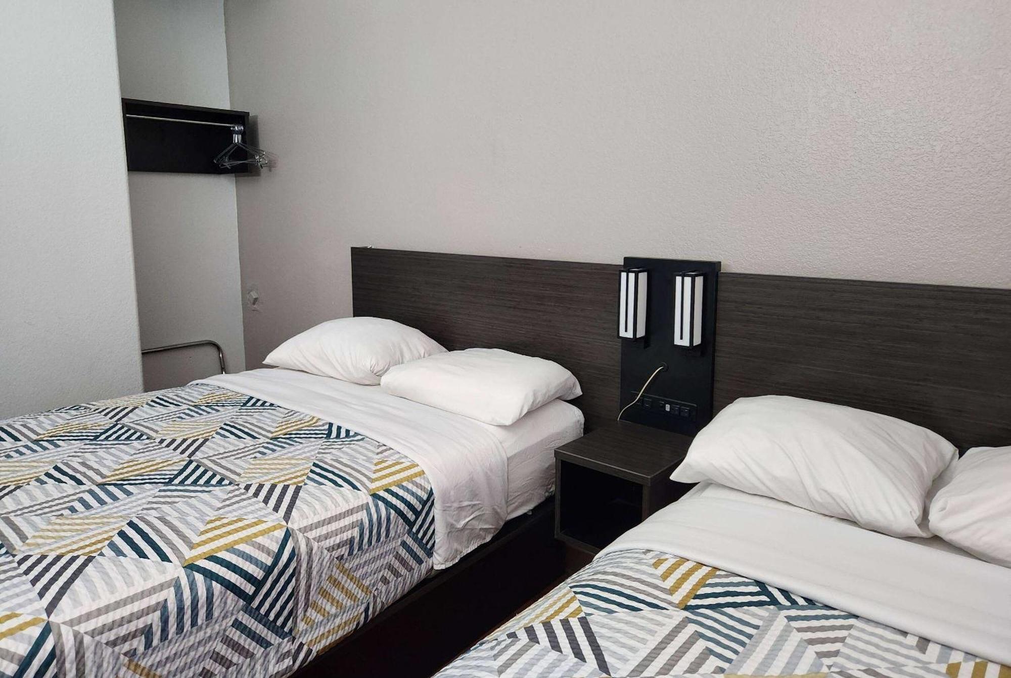 Hotel Baymont By Wyndham Airport San Antonio