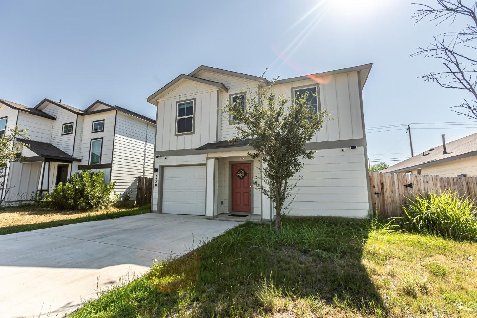 Holiday home 3240 Elegance Meets Luxury 6 Bedroom Lackland Base *