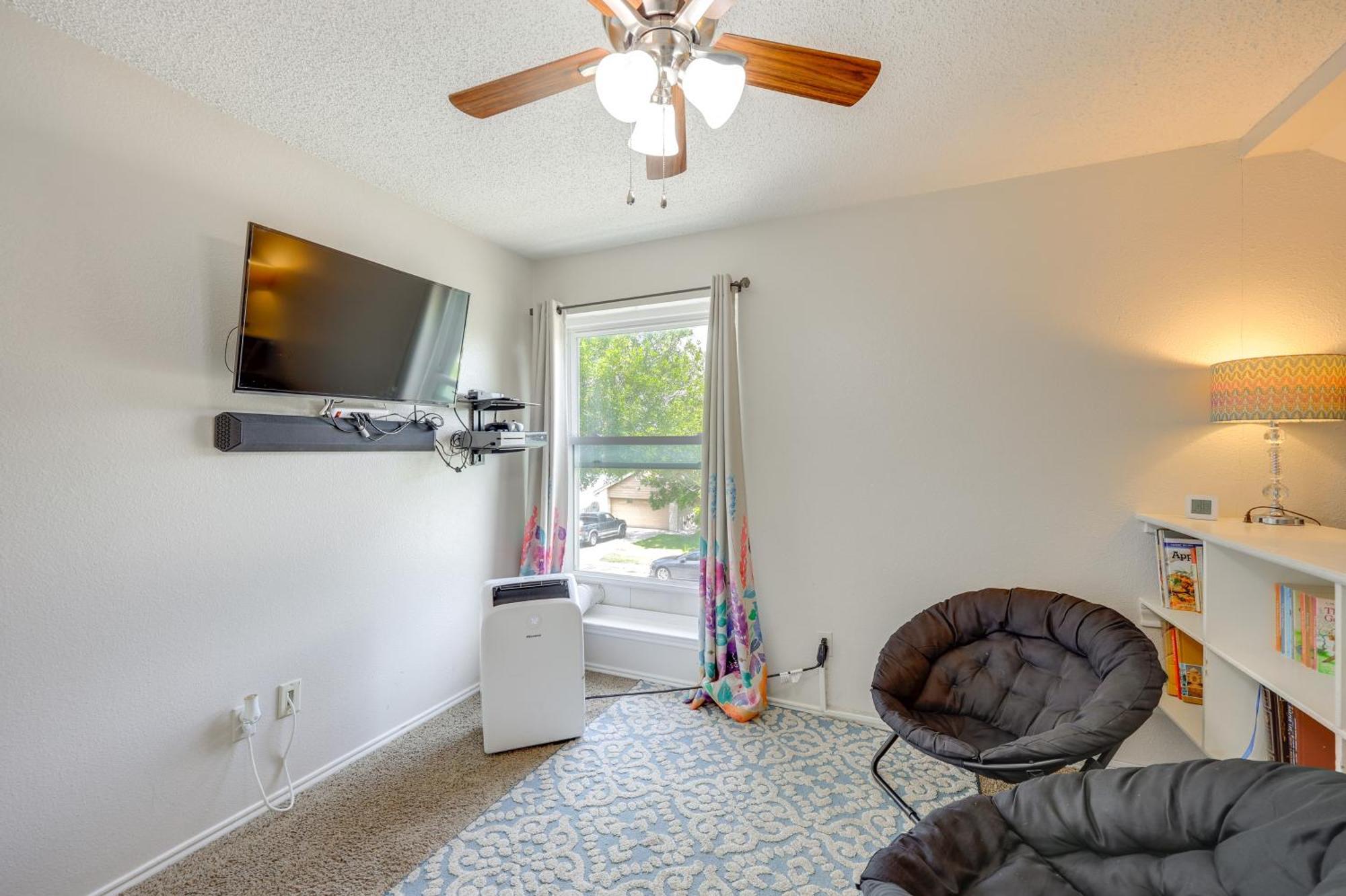 Dog-friendly Live Oak With Hot Tub And Game Room! Holiday home San Antonio