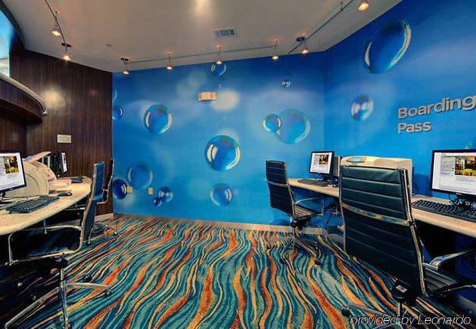 Courtyard By Marriott Seaworld/westover Hills