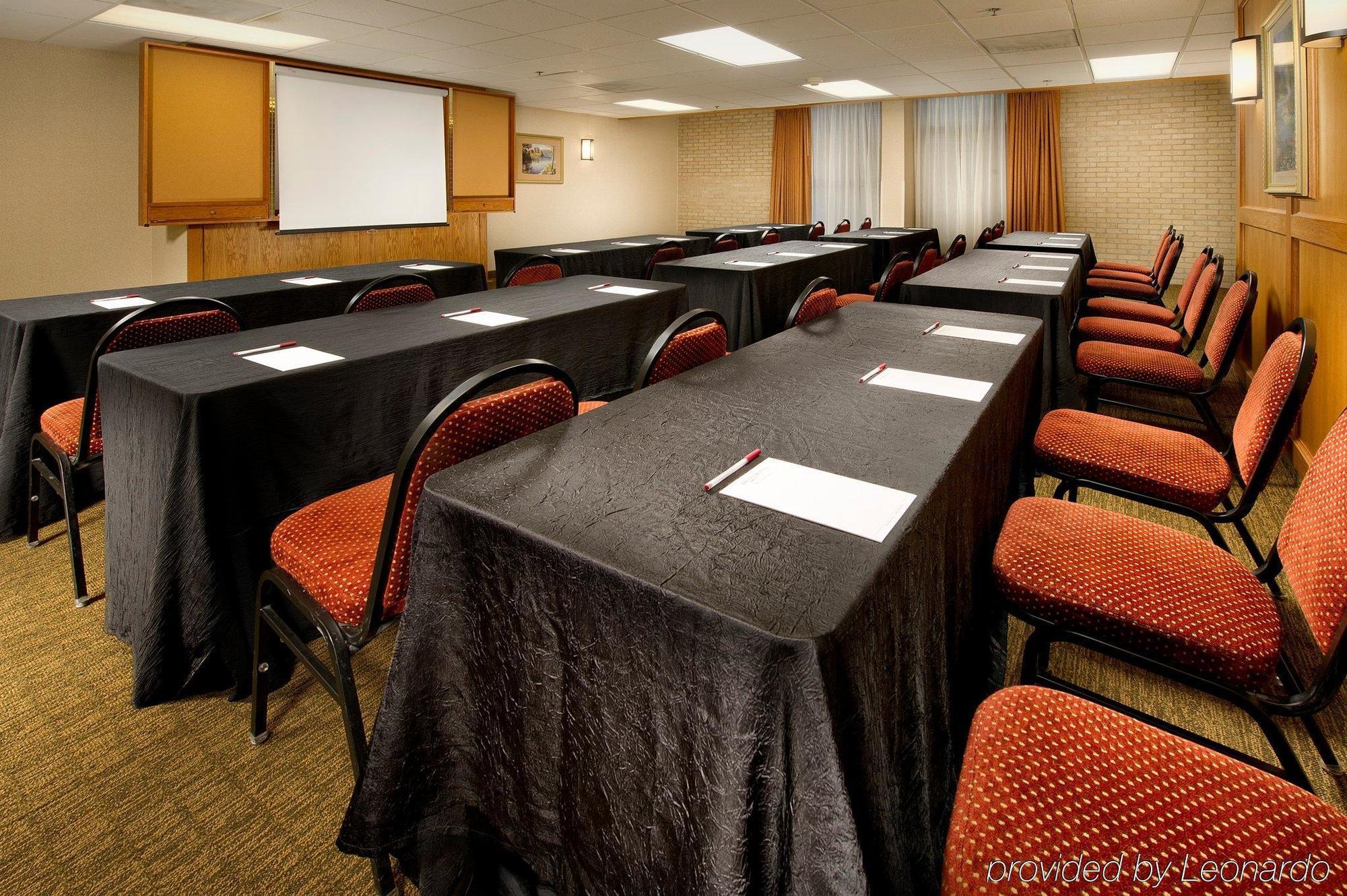 Drury Plaza Airport Hotel San Antonio
