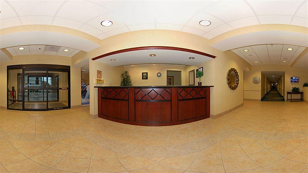 Hotel Spark By Hilton Airport