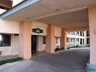 Hallmark And Motel San Antonio