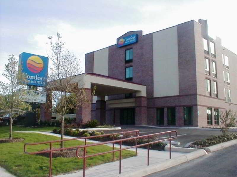 Hotel Spark By Hilton Airport 3*