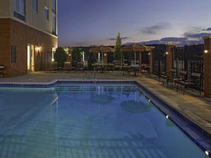 Hyatt Place Riverwalk 3*