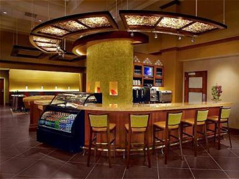 Hyatt Place Riverwalk 3*
