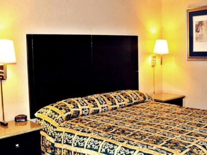 Motel Super 8 By Wyndham Pearl District Downtown 2*