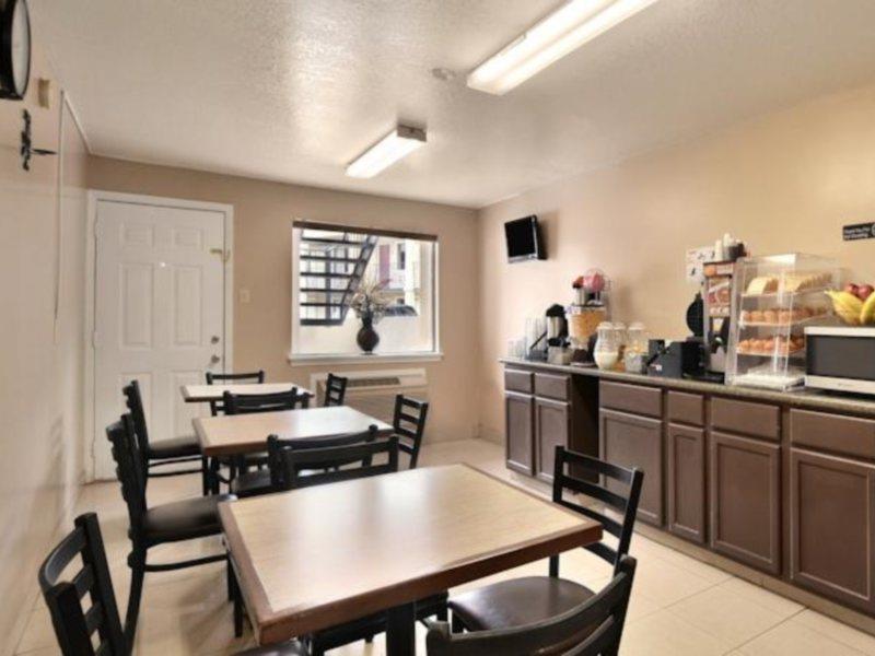 Motel Super 8 By Wyndham Pearl District Downtown