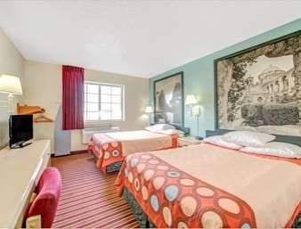 Super 8 By Wyndham San Antonio/fiesta San Antonio
