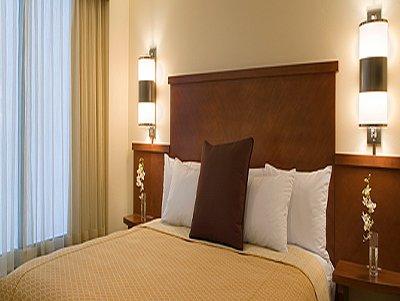 Hotel Hyatt Place Riverwalk 3*