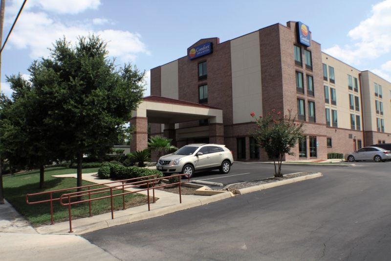 Spark By Hilton Airport Hotel 3*