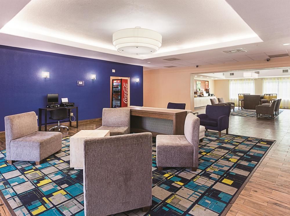 Comfort & Near Six Flags & Medical Center Hotel San Antonio