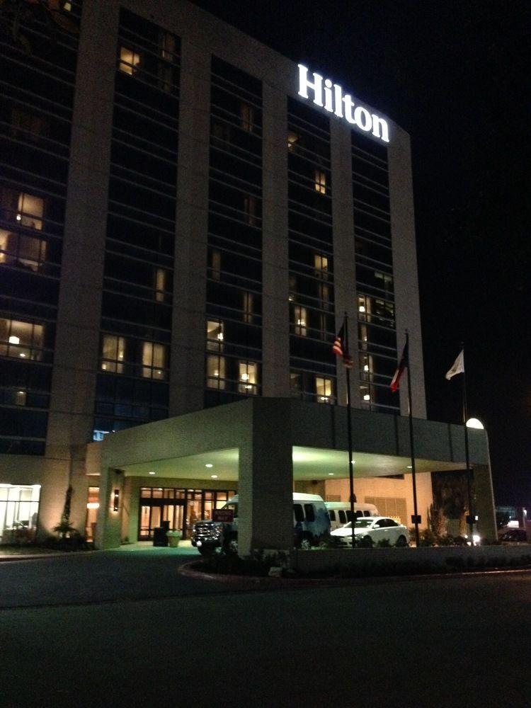 Doubletree By Hilton Airport 3*