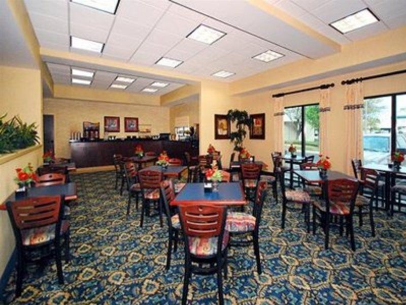 Spark By Hilton Airport Hotel