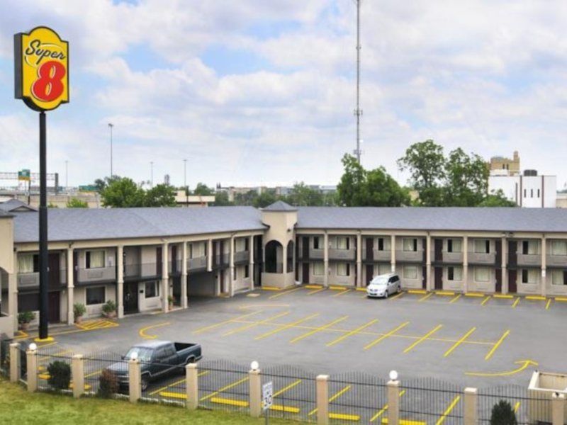 Motel Super 8 By Wyndham Pearl District Downtown 2*