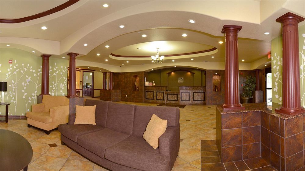 Surestay By Western Near Seaworld Hotel 3*