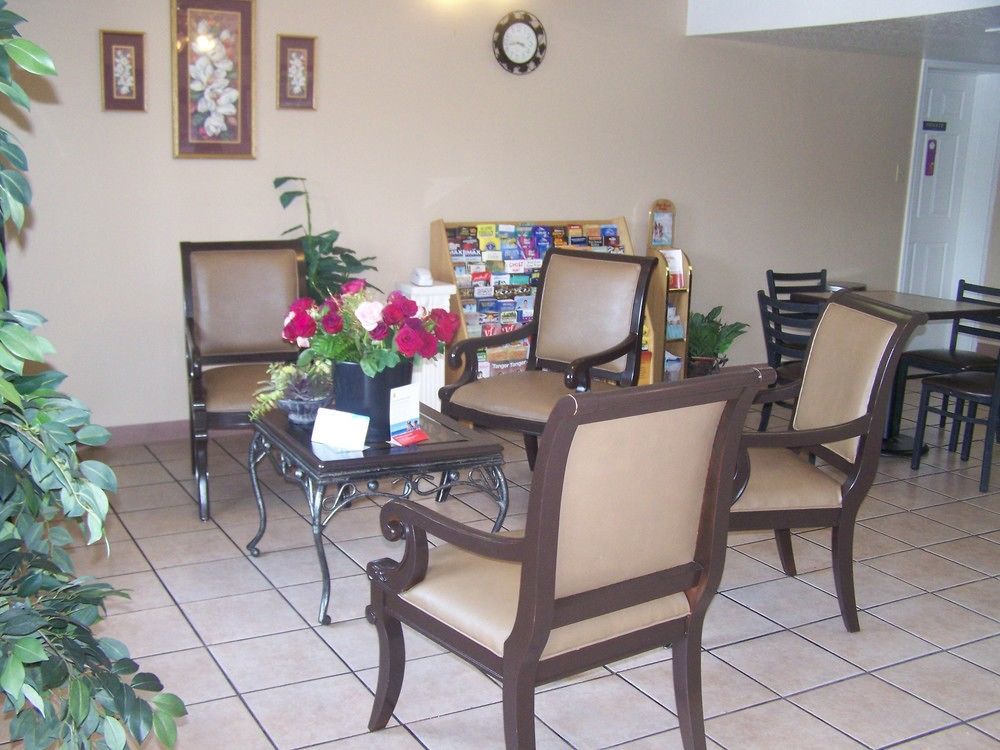 Super 8 By Wyndham Pearl District Downtown 2* San Antonio
