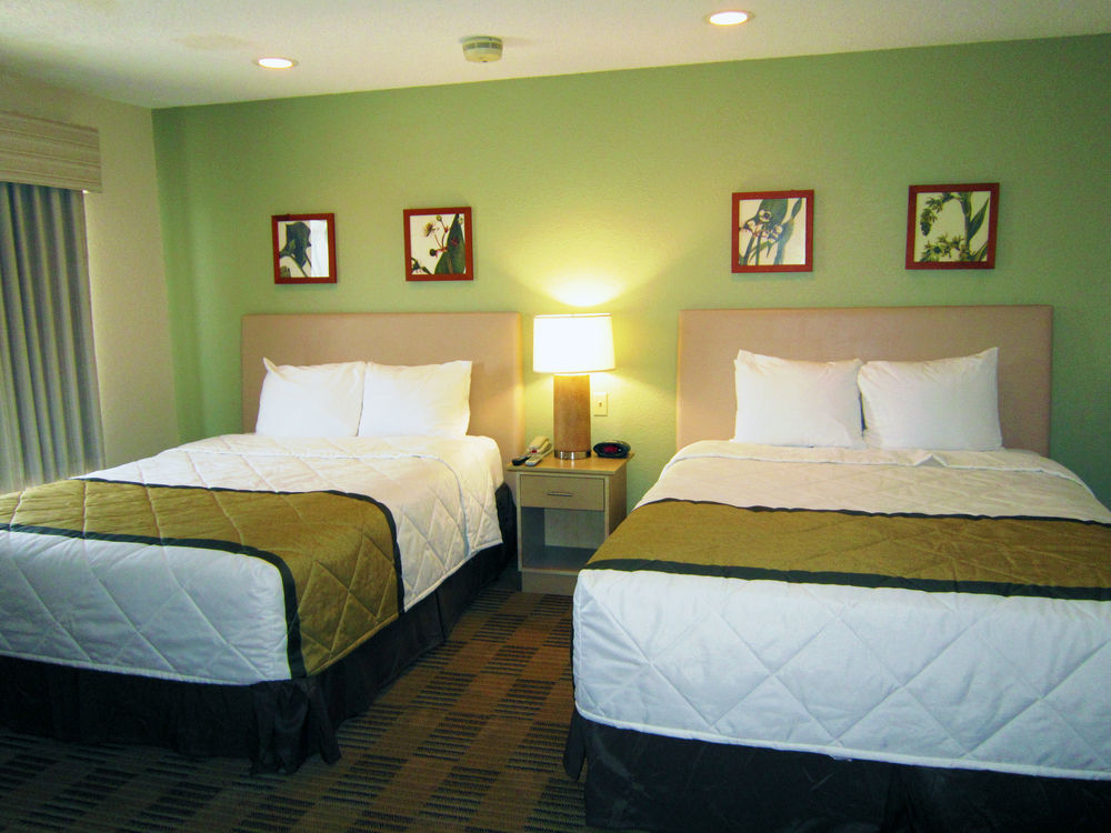 Extended America - - Colonnade - Medical Hotel