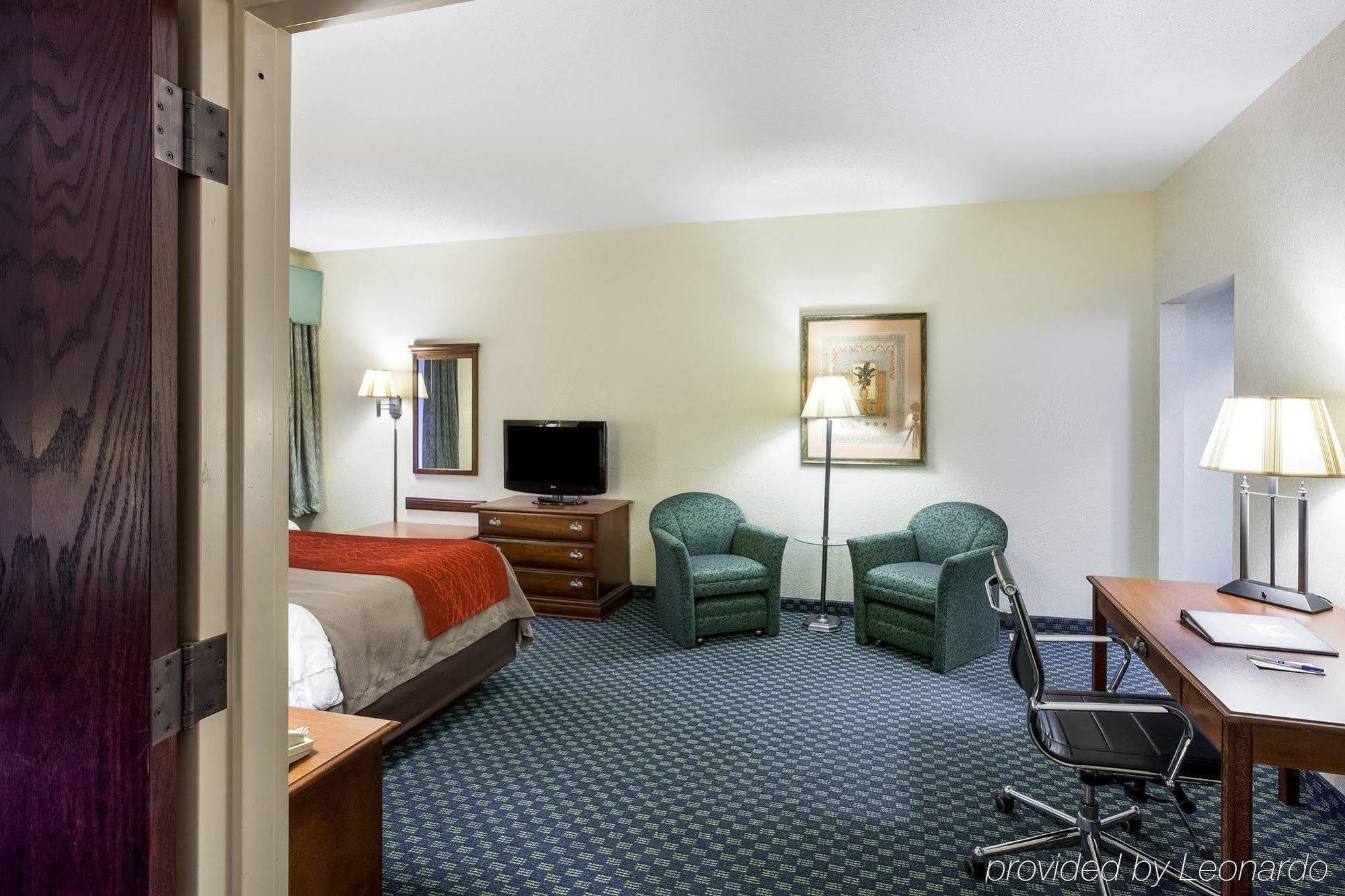 Hotel Spark By Hilton Airport