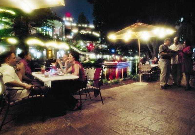 Hotel By Marriott Downtown Market Square 3*
