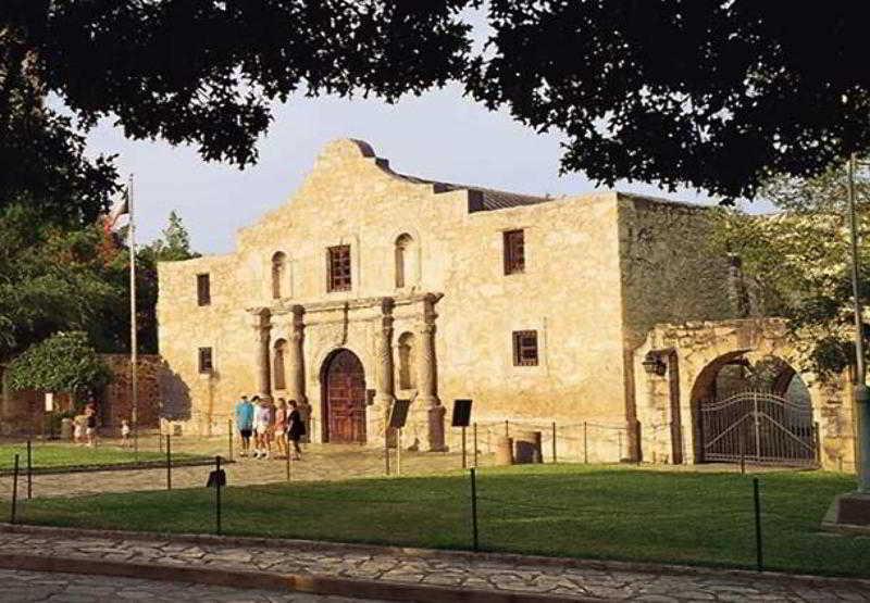 Marriott Riverwalk San Antonio