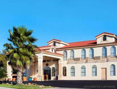 Hotel Days By Wyndham Near Seaworld
