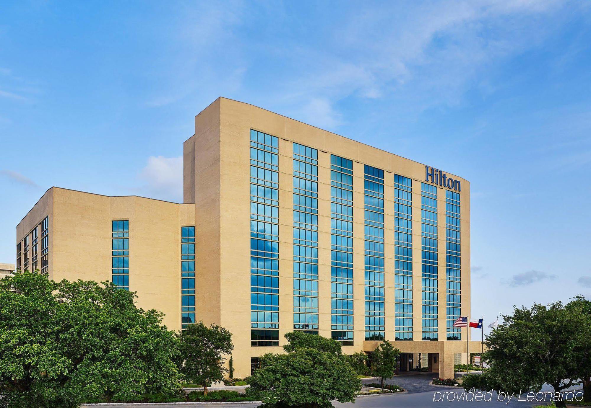 Doubletree By Hilton Airport Hotel 3*