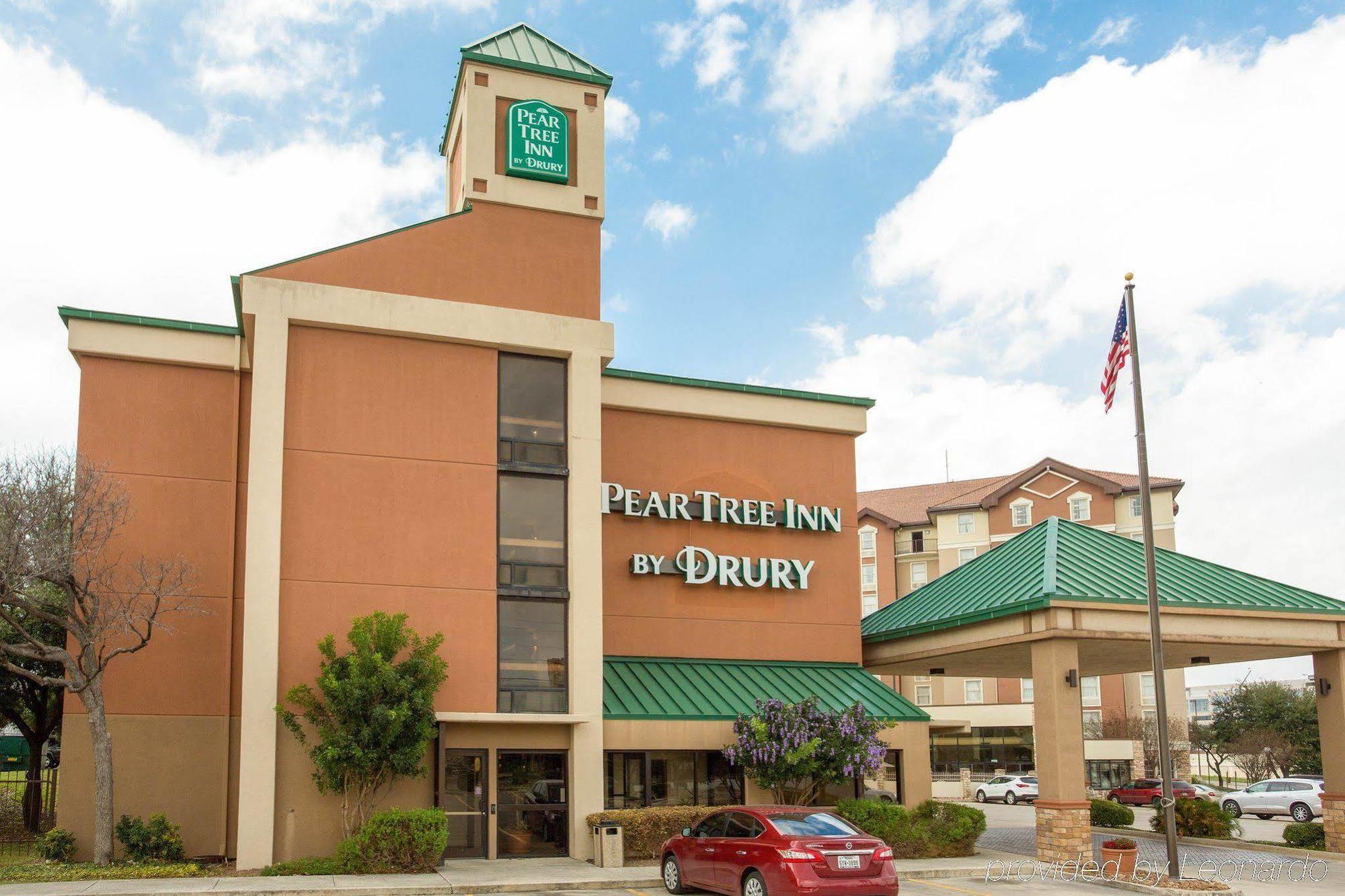 Hotel Pear Tree Northwest Medical Center 3*