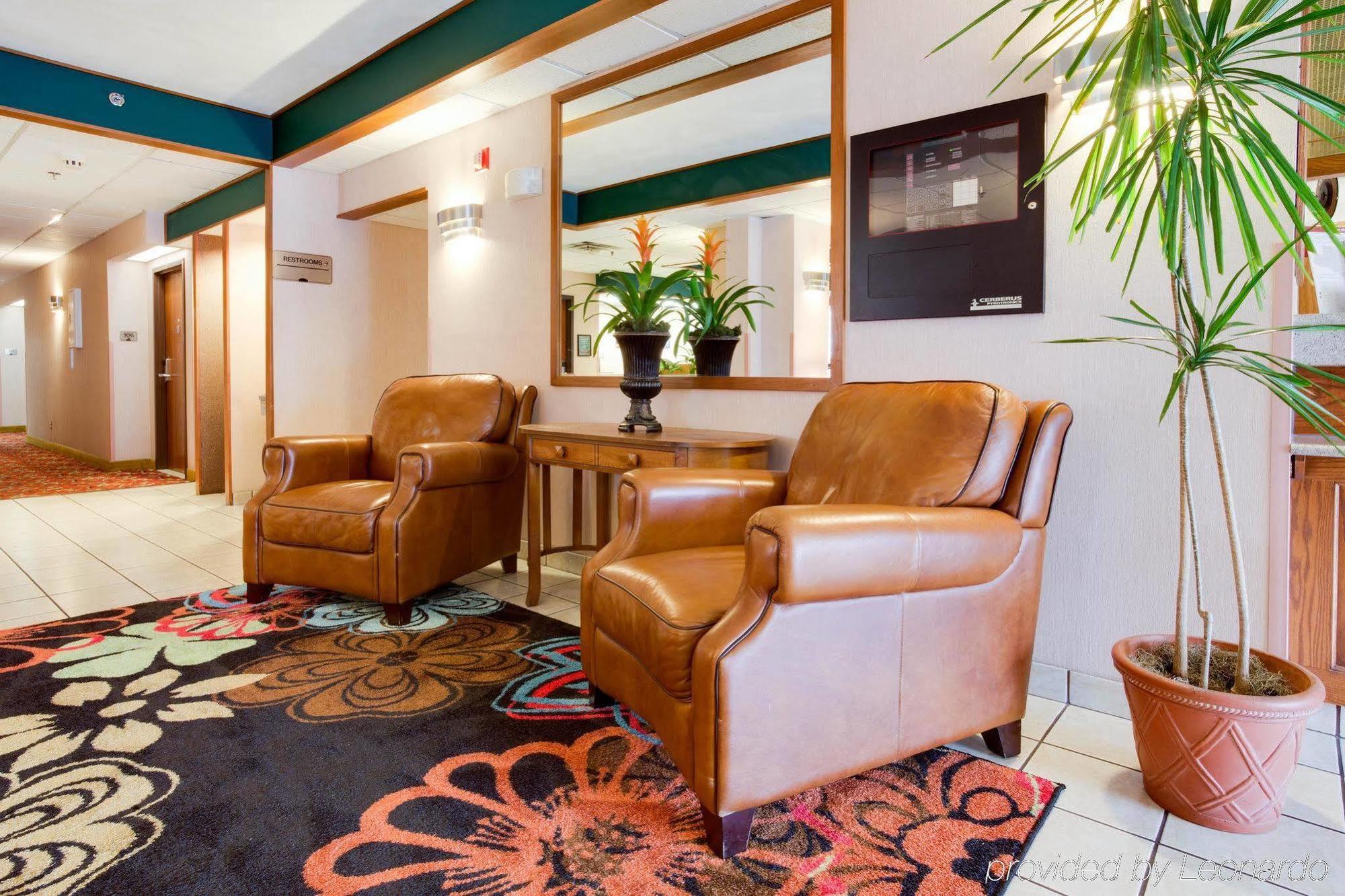 Hotel Pear Tree Northwest Medical Center