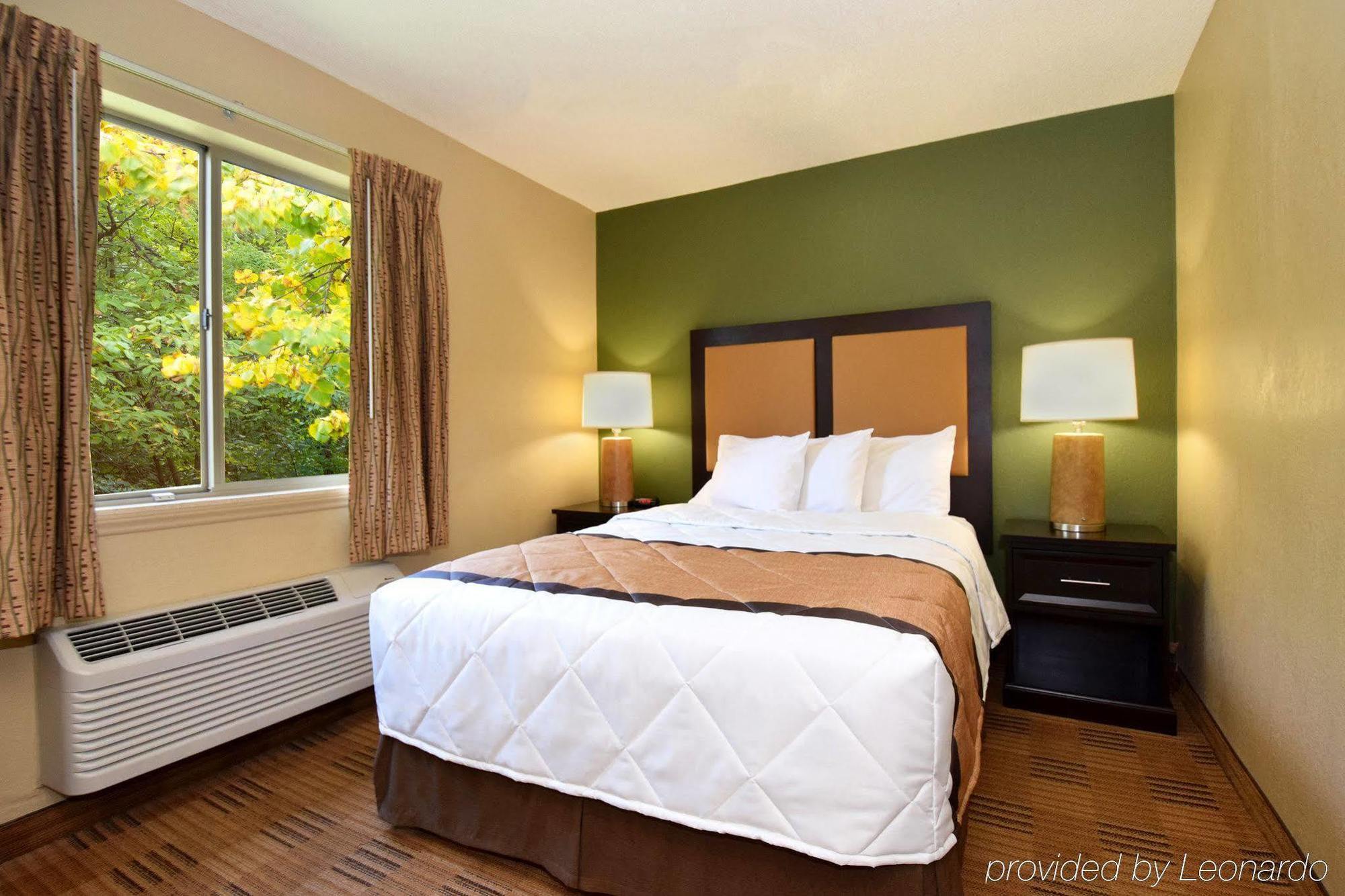 Extended America - - Colonnade - Medical Hotel 2*