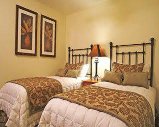 Salado Creek Hotel 3*