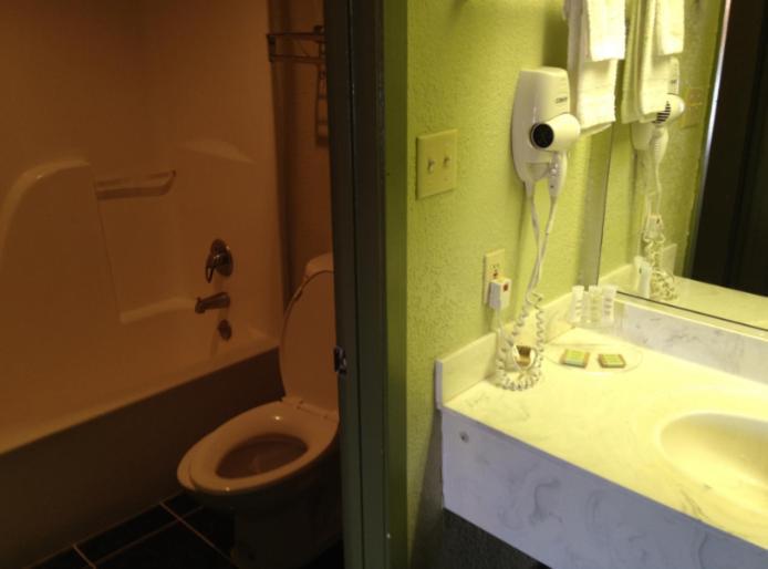 Budget Downtown I-10 East Hotel 2*