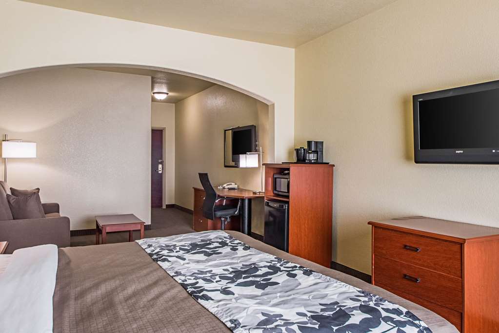 Surestay By Western Near Seaworld Hotel