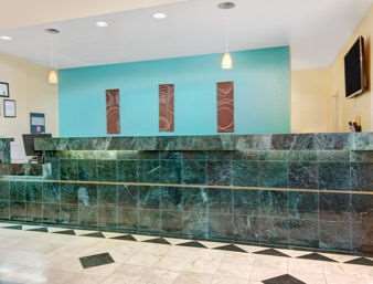 Hotel Howard Johnson By Wyndham &