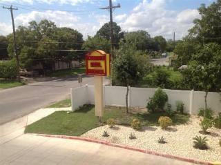 Motel Camino Real