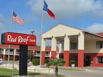 Motel Hometowne By Red Roof E - Frost Bank Center 2*