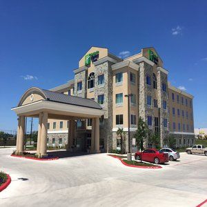 Express & Brooks Base By Ihg 3* San Antonio