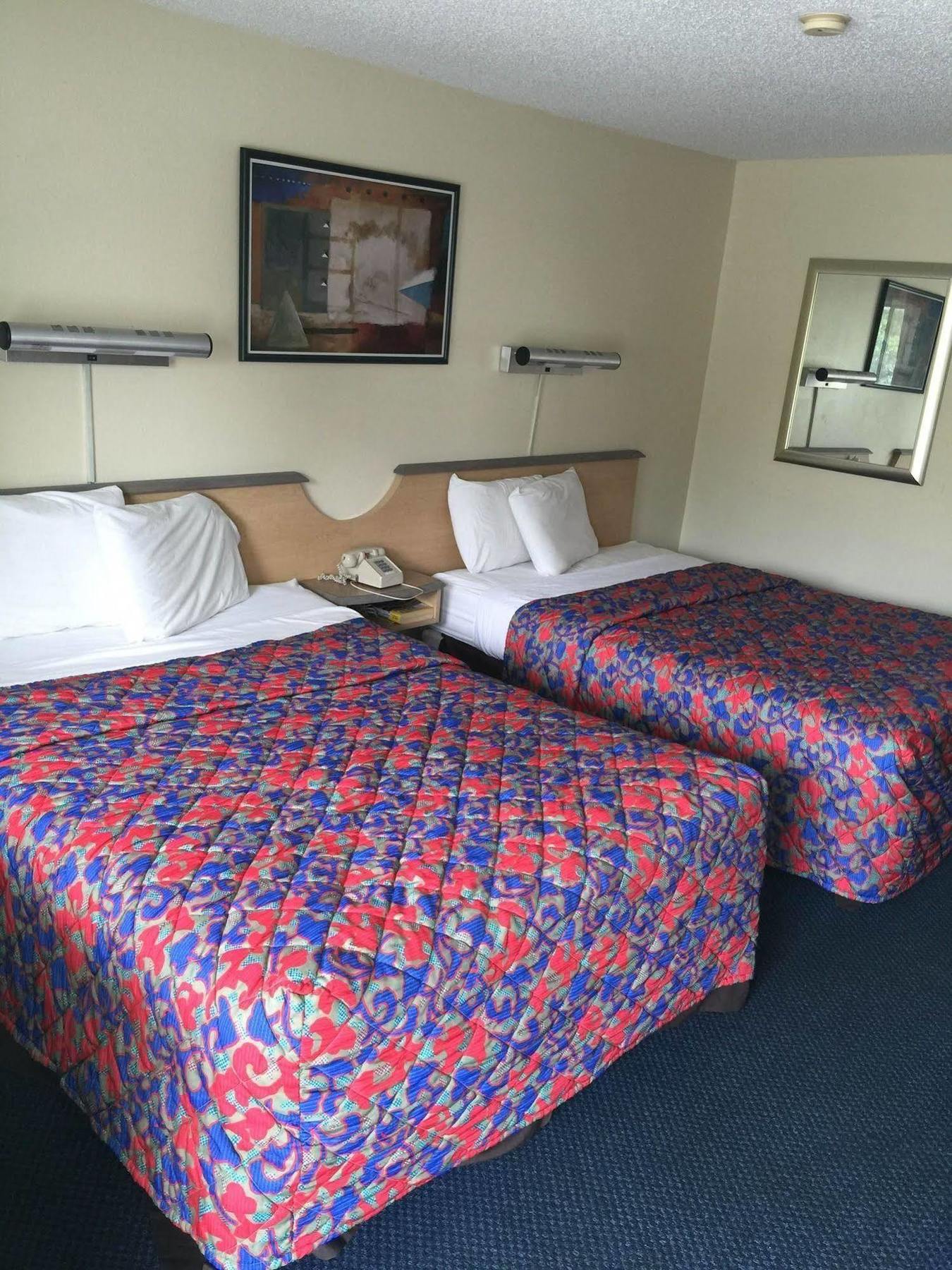 Q Extended Hotel 2*