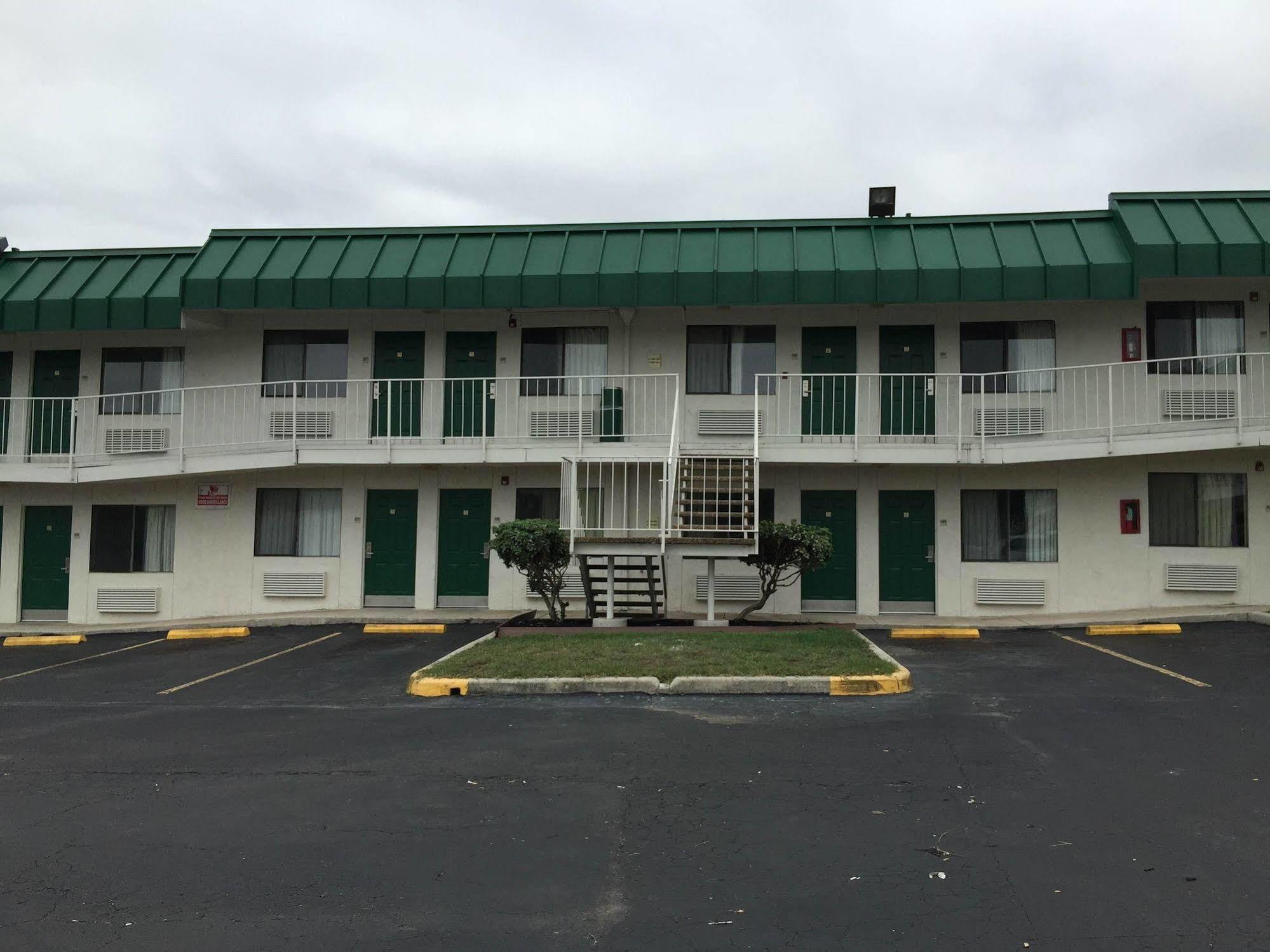 Q Extended Hotel