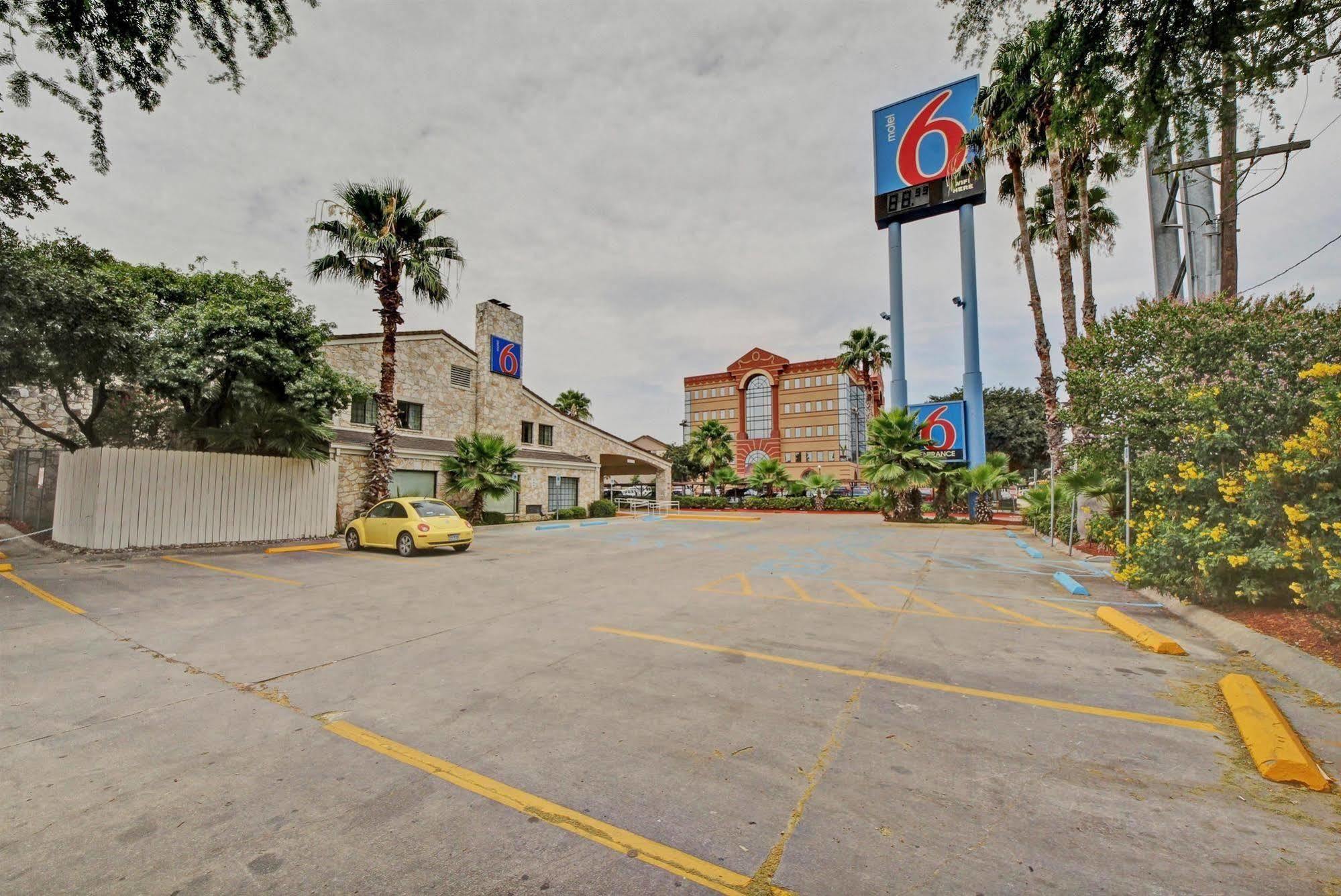 Hotel 6-san Antonio, Tx - Downtown - Market Square San Antonio