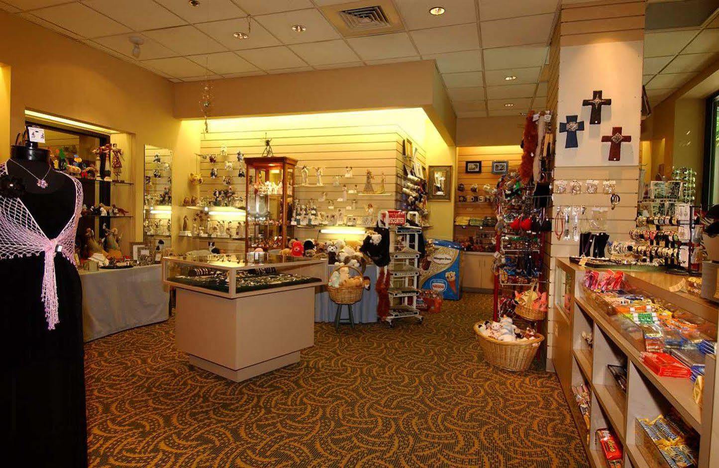 By Marriott Airport/alamo Heights Hotel 3*