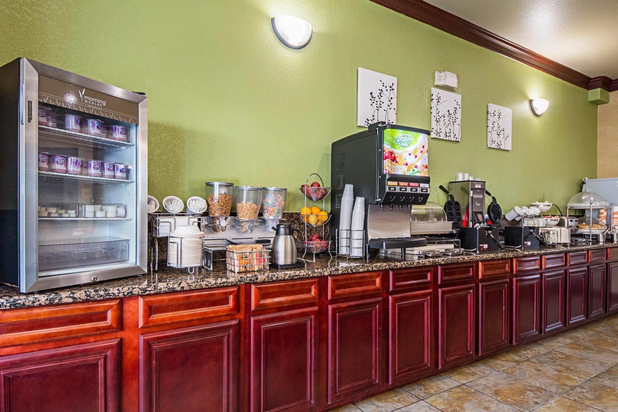 Surestay By Western Near Seaworld San Antonio