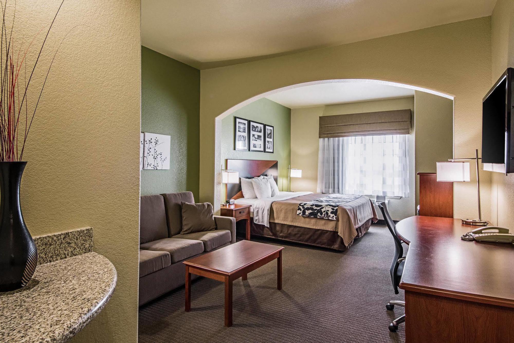 Hotel Surestay By Western Near Seaworld 3*