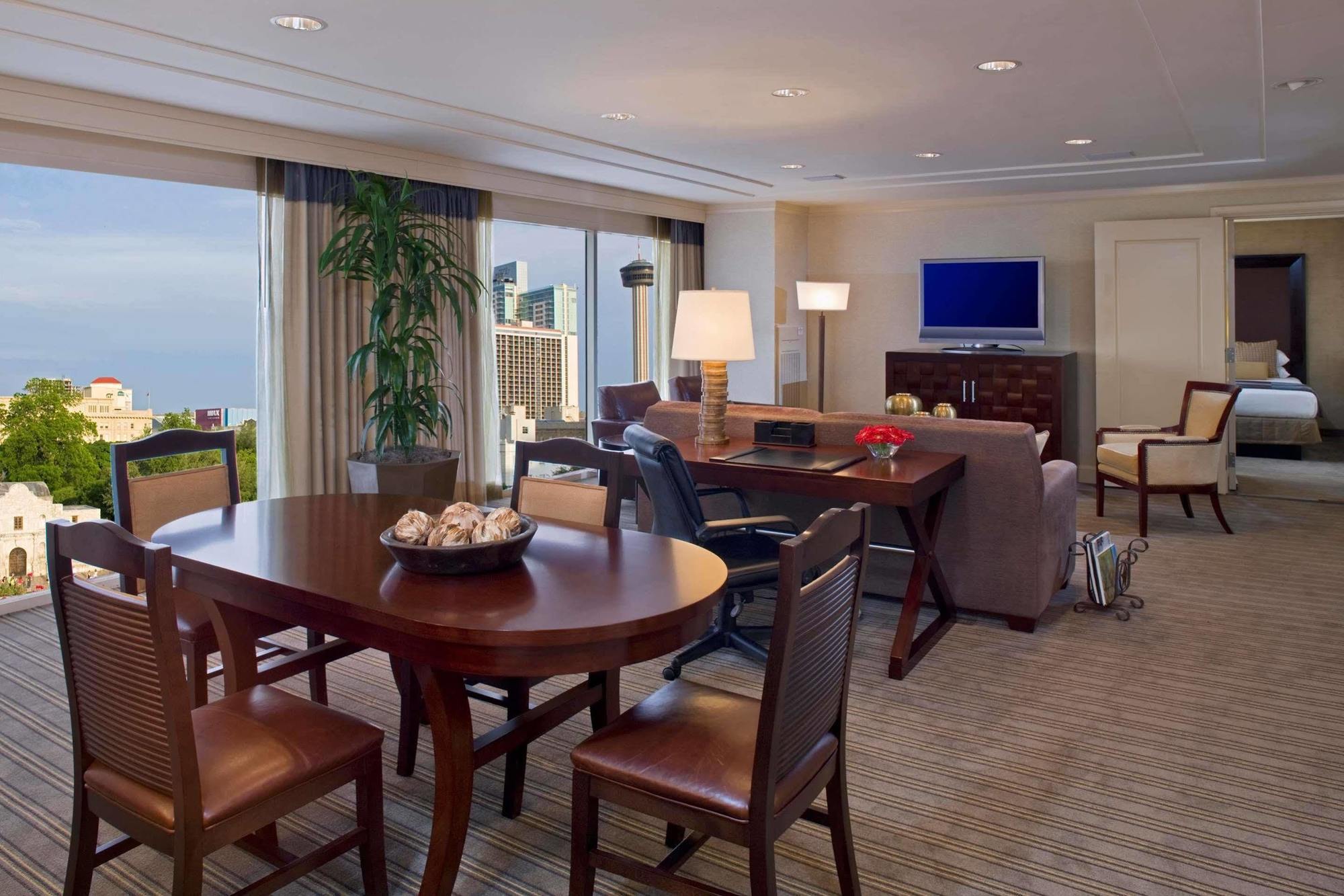 Hyatt Regency Riverwalk