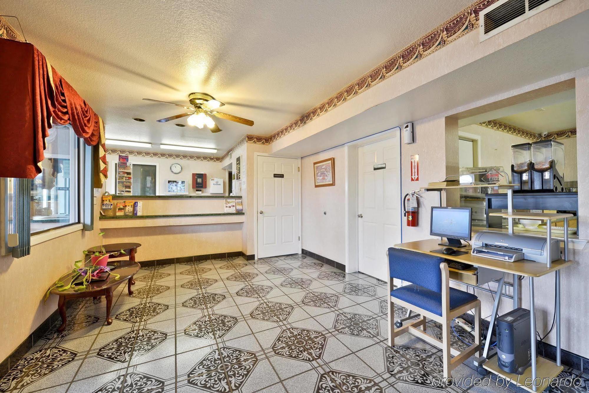 Budget Downtown I-10 East Hotel San Antonio